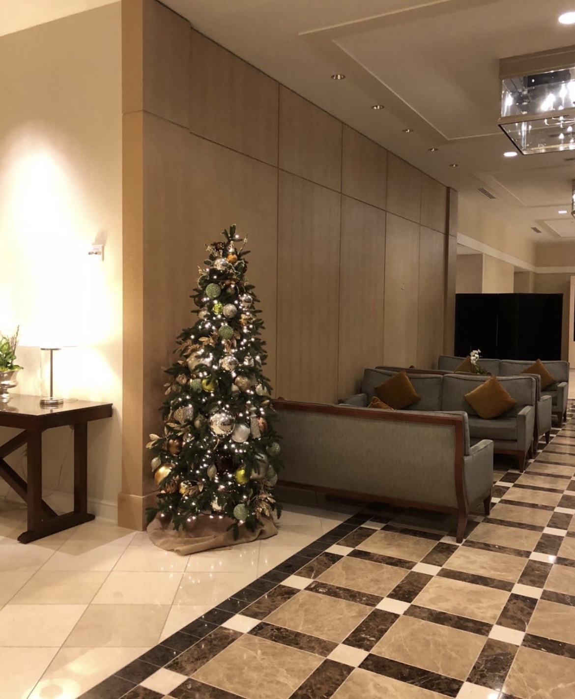 Custom wood panels San Francisco — architectural feature wall and ceiling