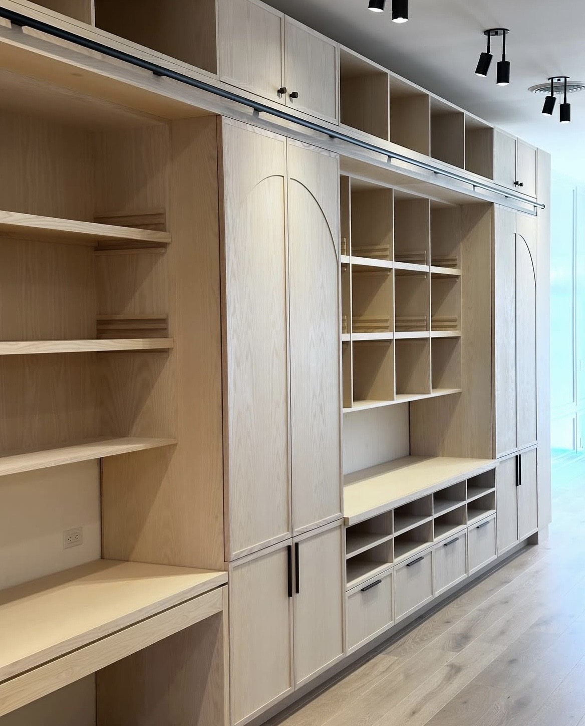 Custom kitchen cabinets San Francisco — mansion kitchen island and uppers